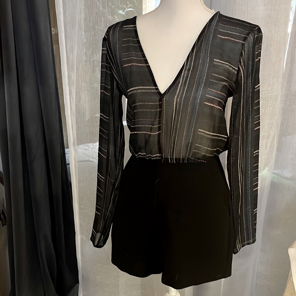 New never word bcbg business casual jumper